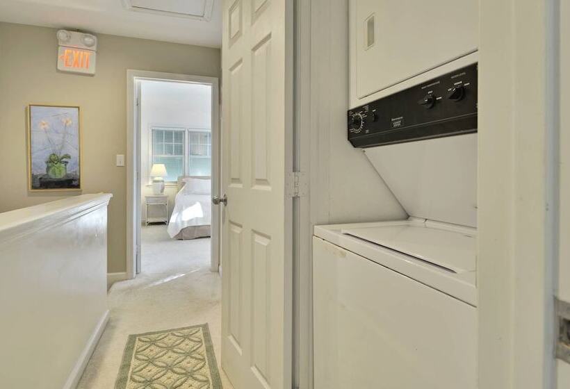 Artist Garden By Avantstay Great Location W/ Balcony, Outdoor Dining, Shared Pool & Bbq! Week Long S