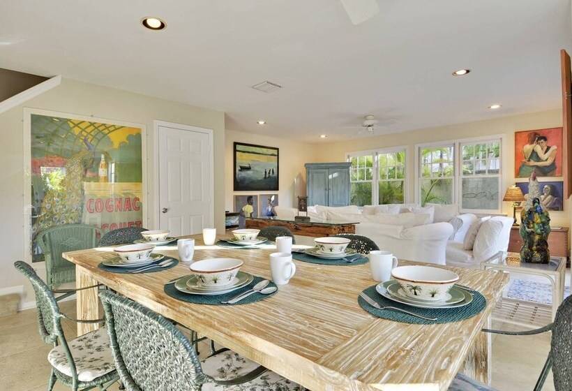 Artist Garden By Avantstay Great Location W/ Balcony, Outdoor Dining, Shared Pool & Bbq! Week Long S