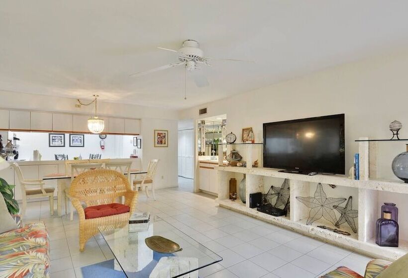 Atlantic Paradise By Avantstay Great Location W/ Balcony, Outdoor Dining & Shared Pool & Hot Tub!