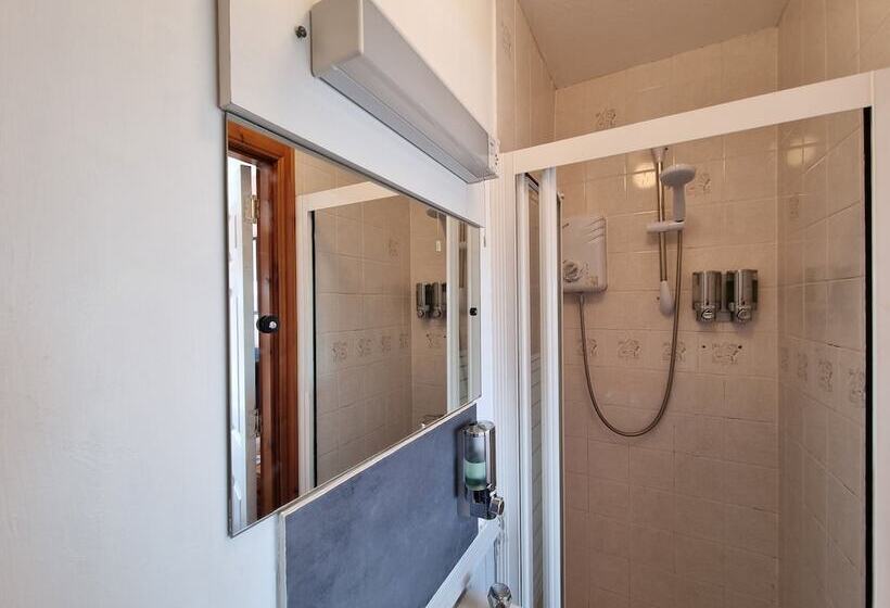 مبيت وإفطار Brae Lea Guest House
