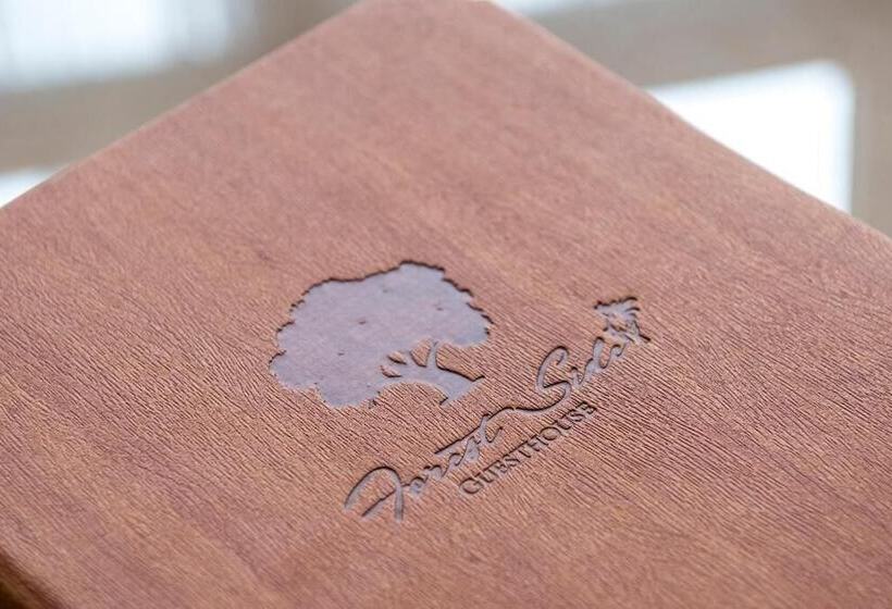 住宿加早餐  Forest Side Guest House