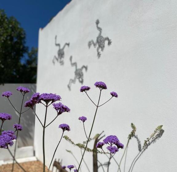 민박 Palm View Guesthouse, Adults Only