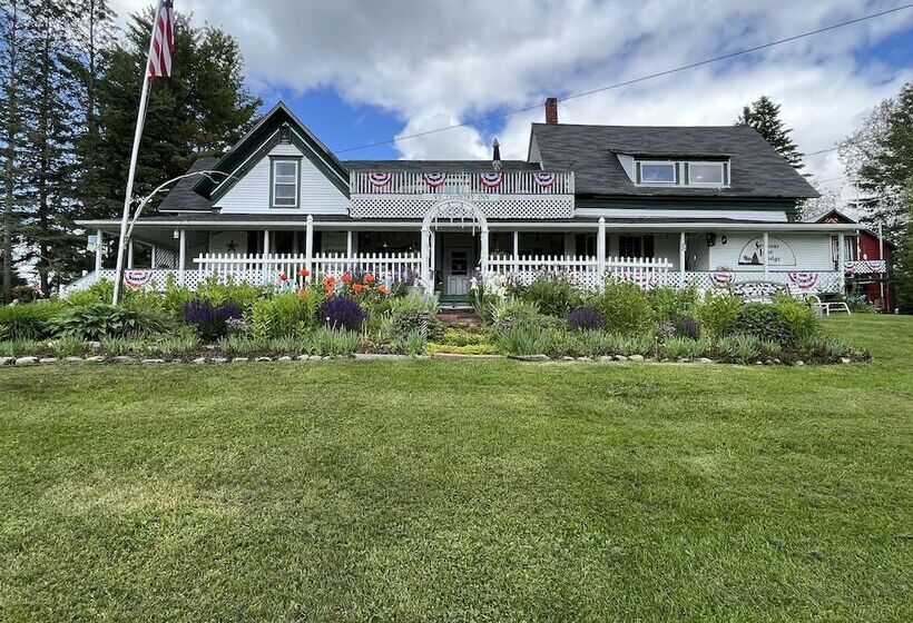 مبيت وإفطار Seymour Lake Lodge