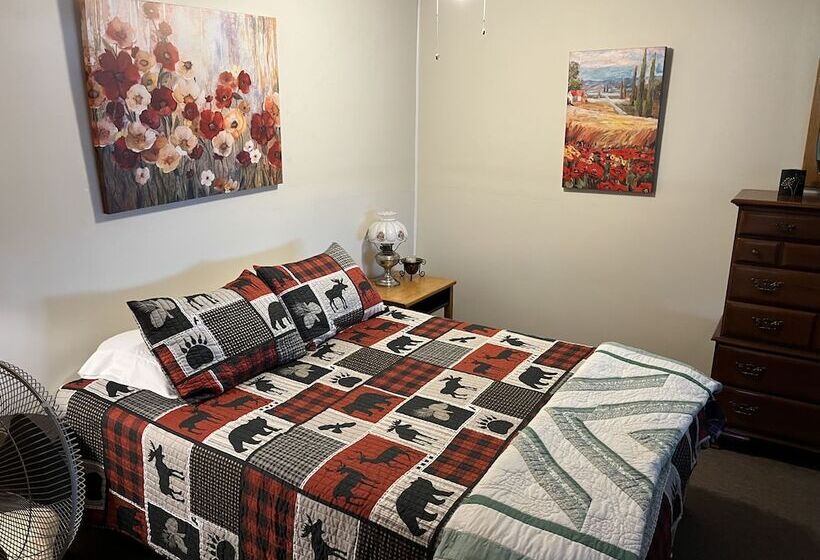 مبيت وإفطار Seymour Lake Lodge