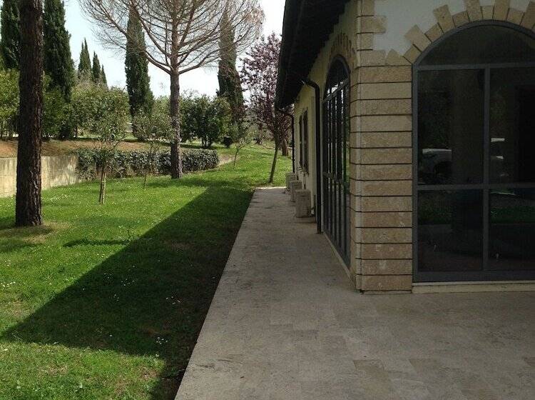 تختخواب و صبحانه Villa Bagno Santo