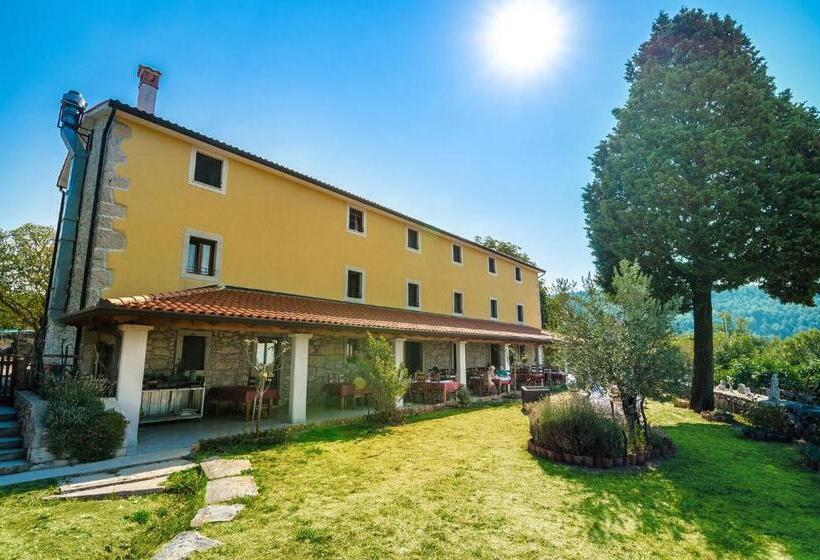 Bed and Breakfast Villa Calussovo