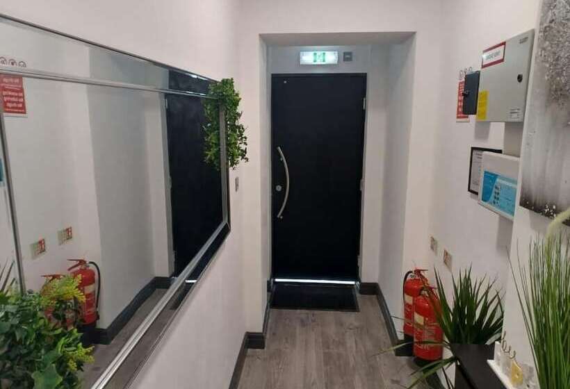 Black Pearl Luxury Apartments