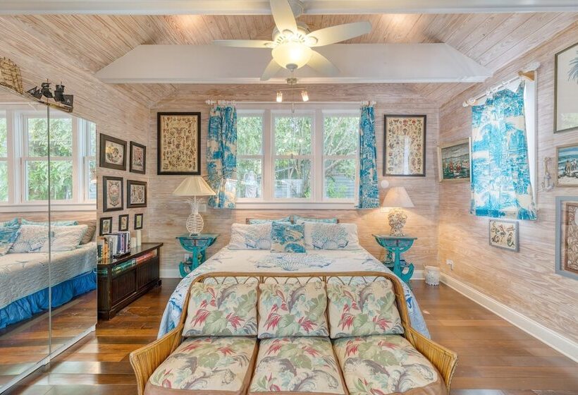 Boat House By Avantstay Character Cottage Central Location W/ Shared Pool Month Long Stays
