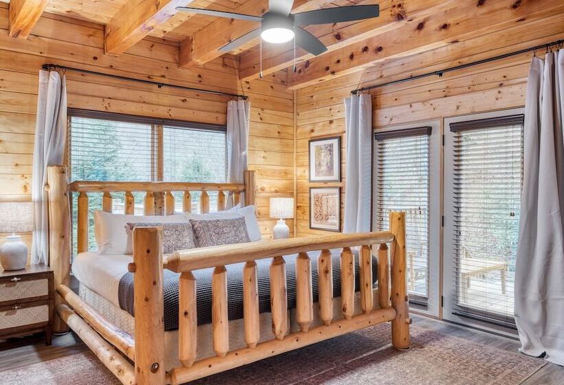 Brookshore By Avantstay Relaxing Backyard Creek, 10mins From Pigeon Forge