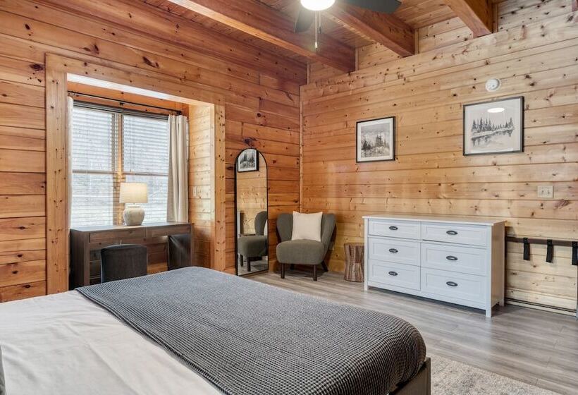 Brookshore By Avantstay Relaxing Backyard Creek, 10mins From Pigeon Forge