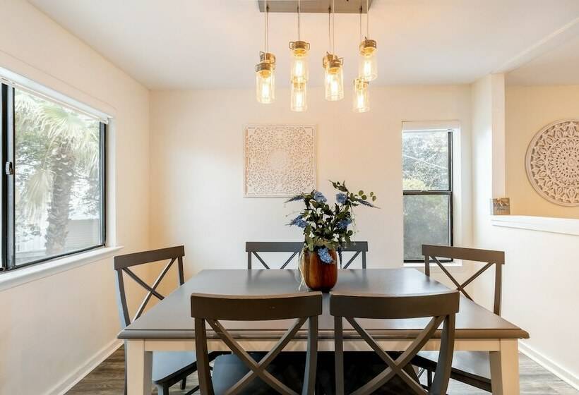 Caledonia Cove By Avantstay 200yards To Miramar Beach!