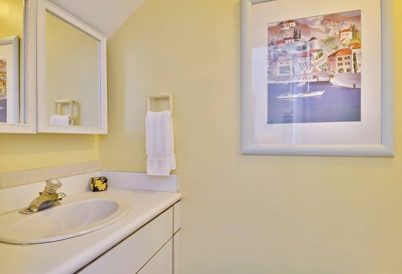 Duval Breeze By Avantstay Great Location Close To Beach & Nightlife Shared Pool! Week Long Stays