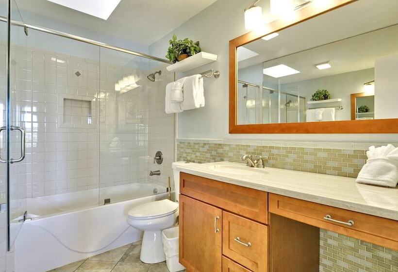 Duval Breeze By Avantstay Great Location Close To Beach & Nightlife Shared Pool! Week Long Stays