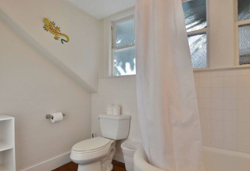 First Breath By Avantstay Close To Old Town W/ Pool Month Long Stays Only