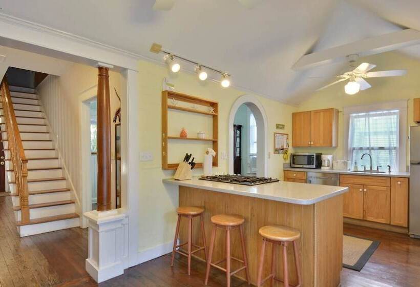 First Breath By Avantstay Close To Old Town W/ Pool Month Long Stays Only