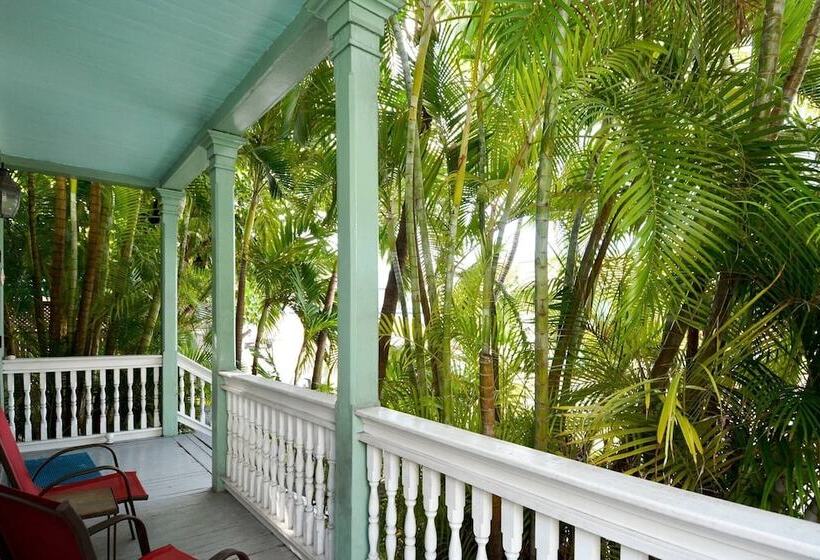 First Breath By Avantstay Close To Old Town W/ Pool Month Long Stays Only