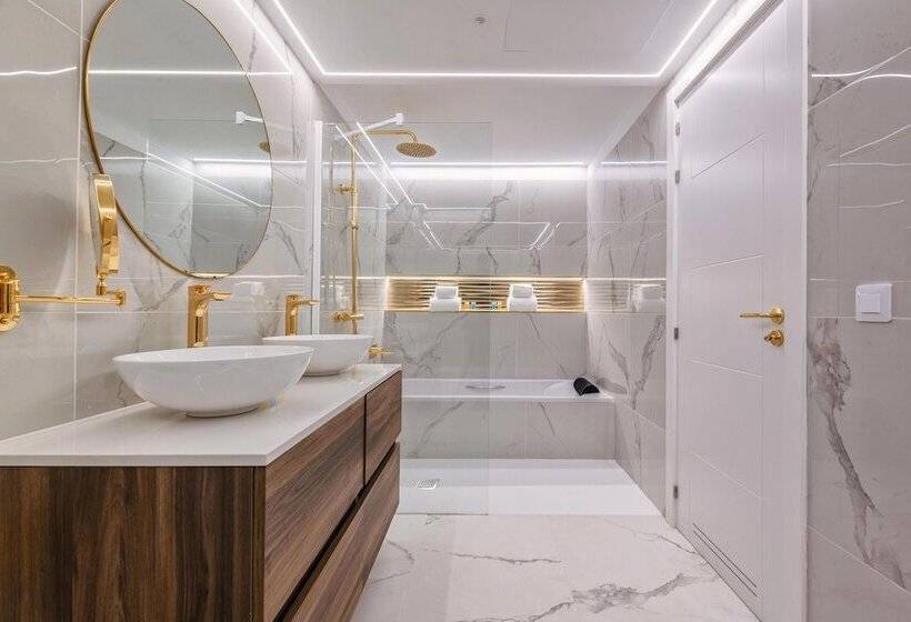 Grand Horizon Luxury Boutique Apartments