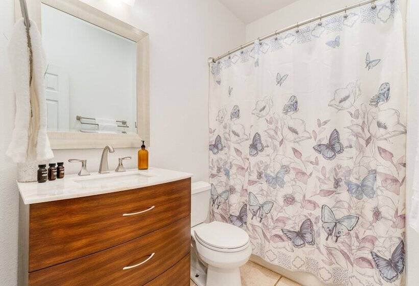 Halo By Avantstay Walk To Beach + Private Pool