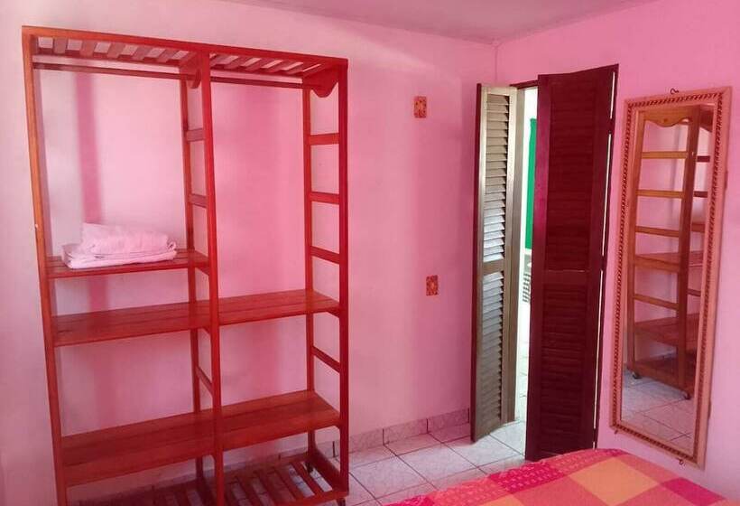 Хостел Pousada A Vila Do Pirata