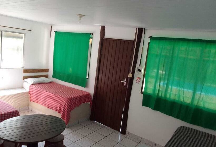 Хостел Pousada A Vila Do Pirata