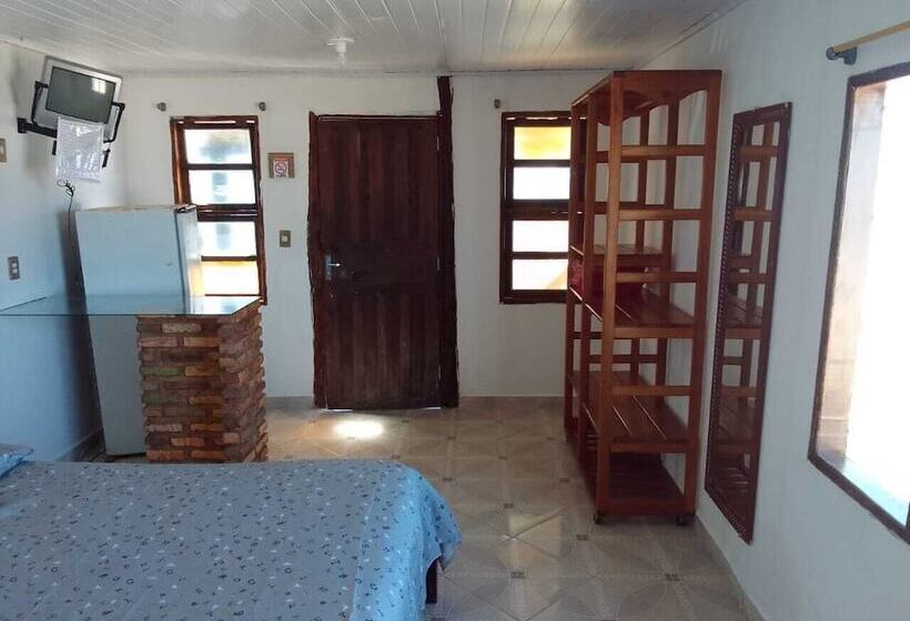 Хостел Pousada A Vila Do Pirata