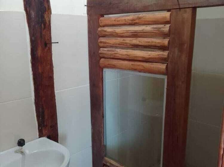 פונדק Pousada A Vila Do Pirata