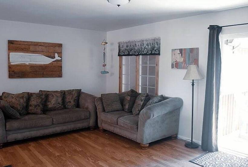 酒店 3 Rivers Resort And Guide Service