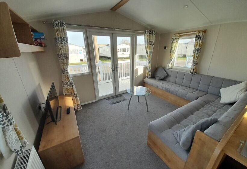 בית מלון כפרי Beautiful 3 Bed Caravan In Walton On The Naze