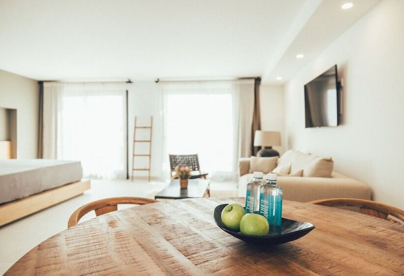 酒店 Cala Lanuza Suites