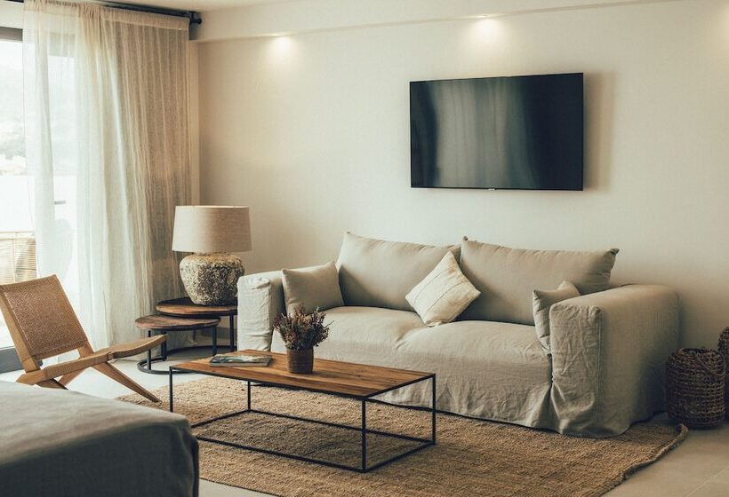 酒店 Cala Lanuza Suites