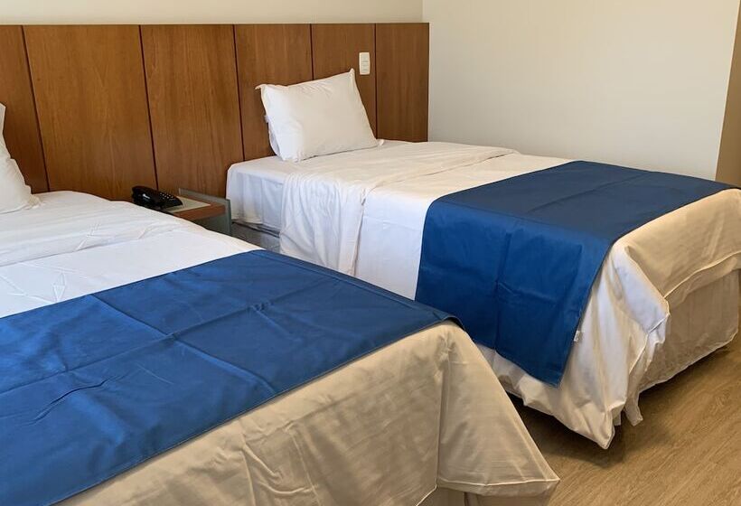 Отель Casa Do Professor Visitante