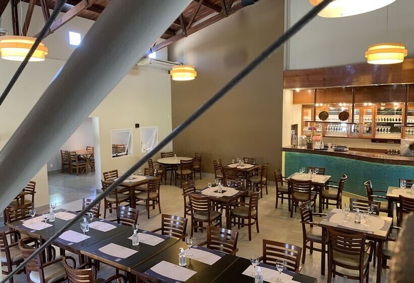 Отель Casa Do Professor Visitante