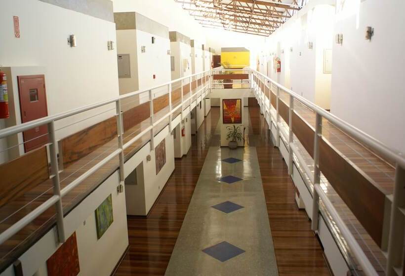 Отель Casa Do Professor Visitante