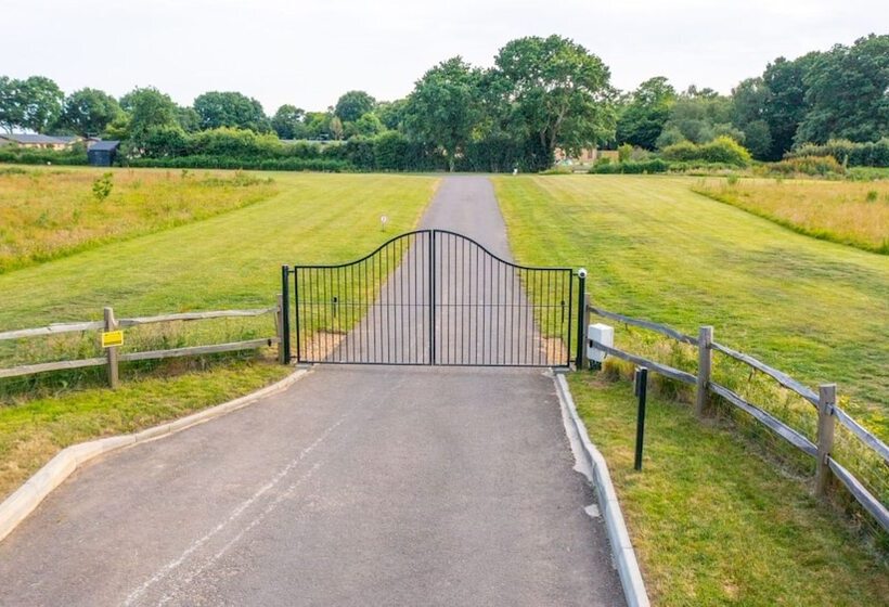 فندق Chestnut Meadow Country Park