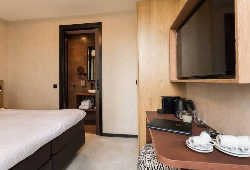 Отель De Timmerfabriek Kloeg Collection