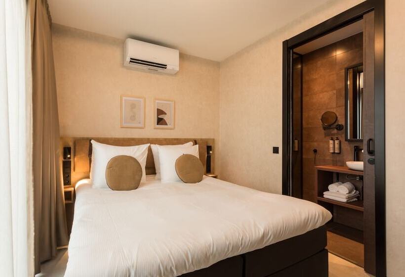 Отель De Timmerfabriek Kloeg Collection