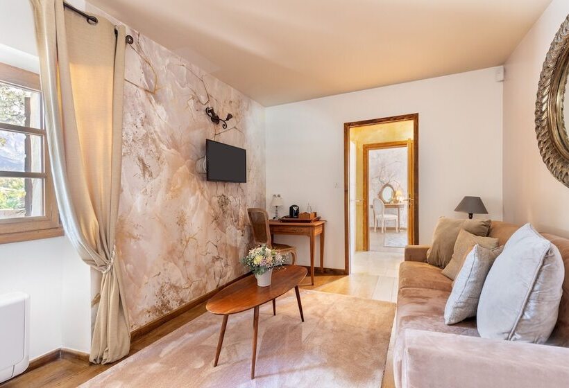 ホテル Domaine Du Reginu