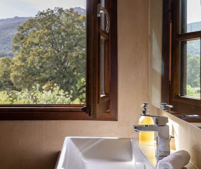 ホテル Domaine Du Reginu