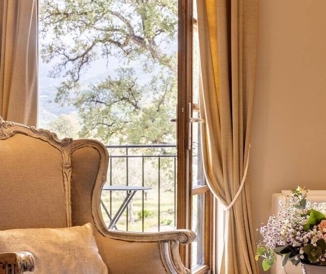 ホテル Domaine Du Reginu