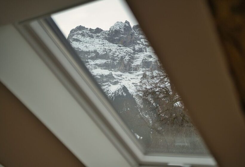 호텔 Eiger View Alpine Lodge