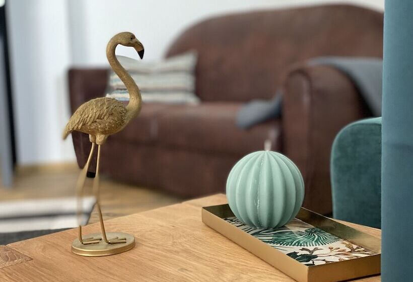 Отель El Chaparral Holidays