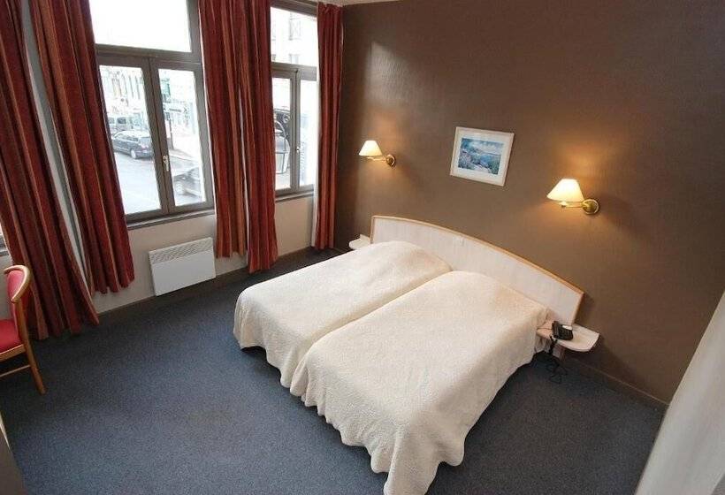 호텔 Hôtel Les Frangins