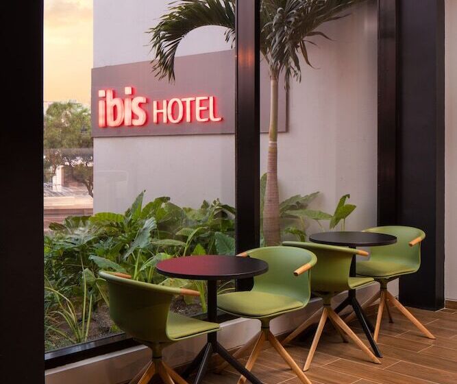 هتل Ibis Santa Cruz De La Sierra