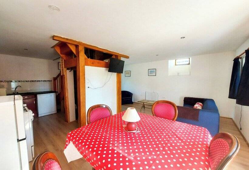 Отель Le Prielle