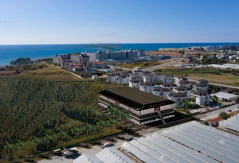 בית מלון כפרי Lofts Alanya Luna