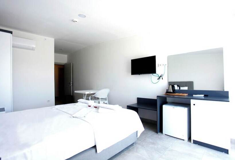 בית מלון כפרי Lofts Alanya Luna