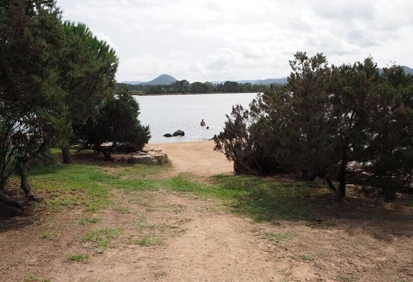 בית מלון כפרי Maranatha Porto Vecchio