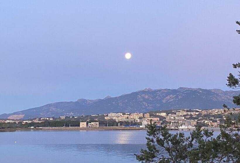 בית מלון כפרי Maranatha Porto Vecchio