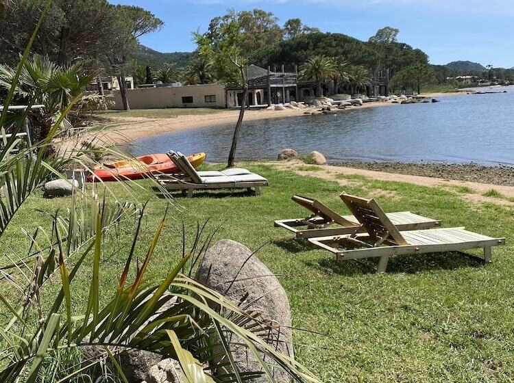 בית מלון כפרי Maranatha Porto Vecchio