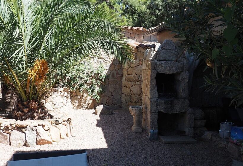 בית מלון כפרי Maranatha Porto Vecchio